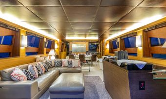 JaJaRo yacht charter lifestyle