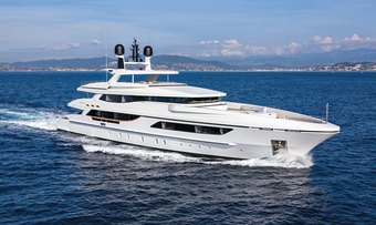 Mr T yacht charter Baglietto Motor Yacht
