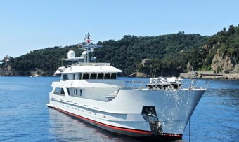 Far Far Away yacht charter Inace Yachts Motor Yacht