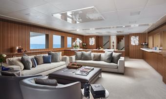 Seashell yacht charter lifestyle