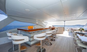 Illusion yacht charter lifestyle
