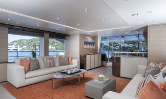 Wabash yacht charter lifestyle
