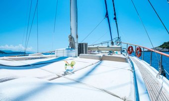 Sirena yacht charter lifestyle