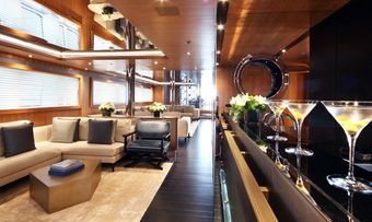 Beatrix yacht charter lifestyle