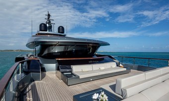 Fifty yacht charter lifestyle
