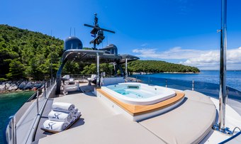SK yacht charter lifestyle