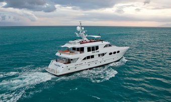 Last Call yacht charter lifestyle