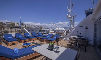 Harmony V yacht charter lifestyle