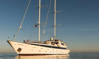 Pan Orama II yacht charter Elthom Sail Yacht