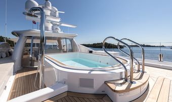 Lili yacht charter lifestyle