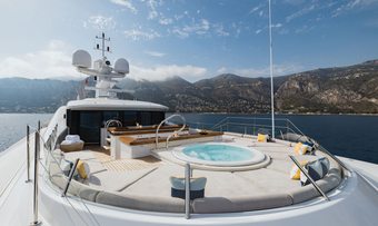 Ventum Maris yacht charter lifestyle