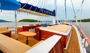 Kadena yacht charter lifestyle