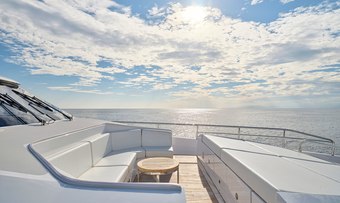 Maestro yacht charter lifestyle