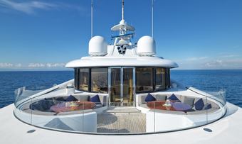 Capri I yacht charter lifestyle