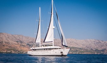 Aiaxaia yacht charter Brodosplit Motor/Sailer Yacht