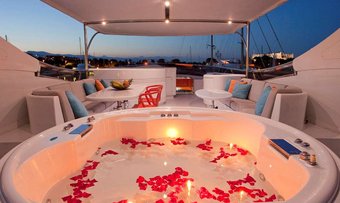Coca VI yacht charter lifestyle