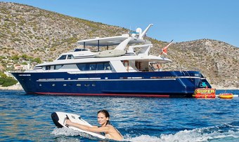 Mia Zoi yacht charter Vitters Motor Yacht