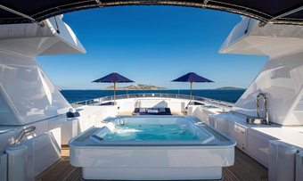Va Bene yacht charter lifestyle