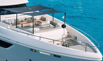 Kiki V yacht charter lifestyle