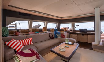 Gloria yacht charter lifestyle