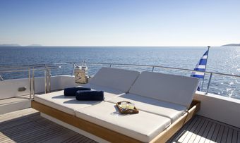 Libra Y yacht charter lifestyle