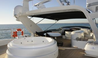 Seven Star yacht charter lifestyle