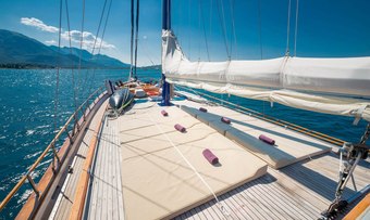 Kaptan Sevket yacht charter lifestyle