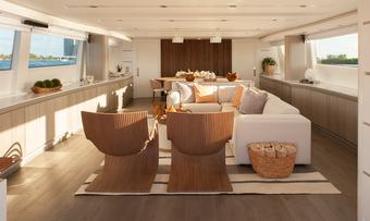 Daddy yacht charter lifestyle