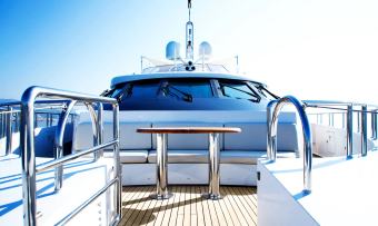 Yami yacht charter lifestyle