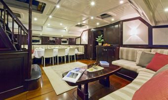 Savarona yacht charter lifestyle