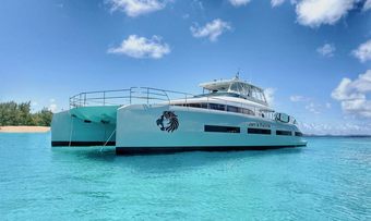 Jan's Feline yacht charter Lagoon Motor Yacht