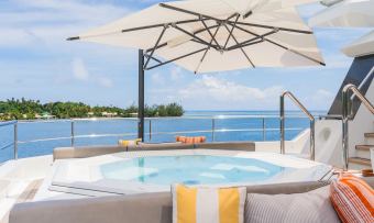 La Datcha yacht charter lifestyle
