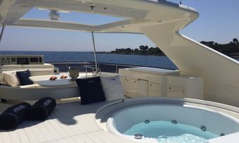 Felina yacht charter lifestyle