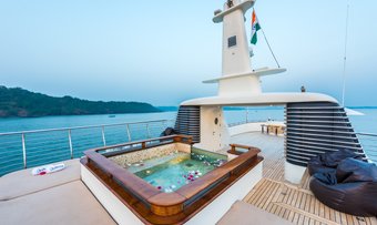 Ashena yacht charter lifestyle