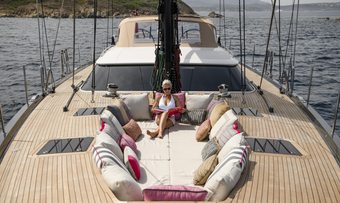 Lush yacht charter lifestyle