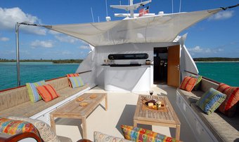 Kaleen yacht charter lifestyle