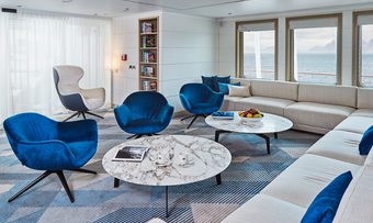 Hanse Explorer yacht charter lifestyle
