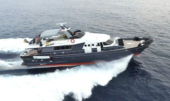 Sea Seven yacht charter CNL - Cantieri Navali Lavagna Motor Yacht