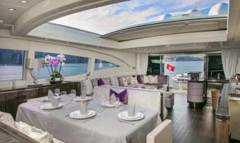 BO yacht charter lifestyle