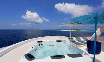 Azalea yacht charter lifestyle