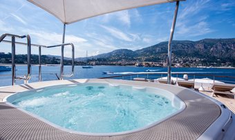 BLU 470 yacht charter lifestyle