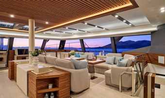 Magic Moments III yacht charter lifestyle