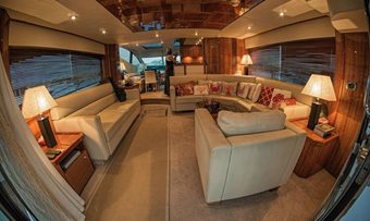 JUPJU yacht charter lifestyle