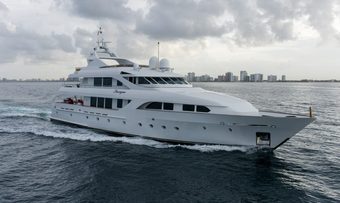 Fortitude yacht charter Intermarine - USA Motor Yacht
