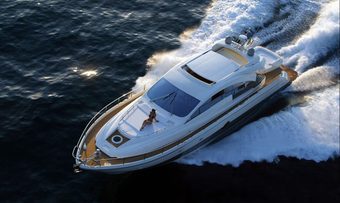 Arwen yacht charter Aicon Motor Yacht