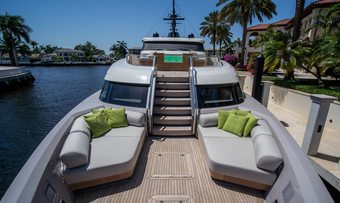 Pearl yacht charter lifestyle