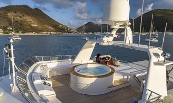 Kartal Yuvasi yacht charter lifestyle