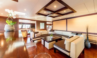 Allures yacht charter lifestyle