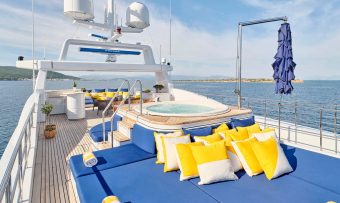 Timbuktu yacht charter lifestyle