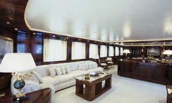 O'Rion yacht charter lifestyle